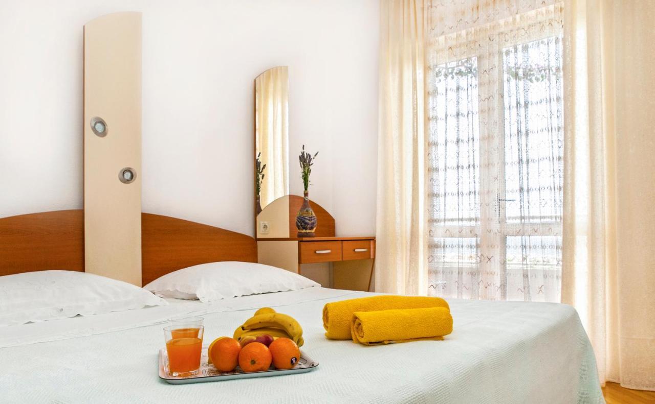 Apartmani Ines Drašnice Exterior foto